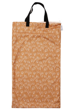 Lade das Bild in den Galerie-Viewer, Avo&Cado, Wetbag, XL, mit Trockenfach, orane, Knospen, Stoffwindel, Natürlich Kind sein, Glarus Nord, Niederurnen. Fränzi Kistler