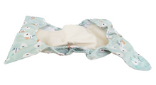 Lade das Bild in den Galerie-Viewer, Blümchen Überhosen One Size Prefold