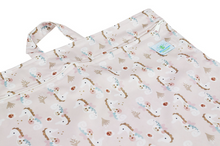 Lade das Bild in den Galerie-Viewer, Bluemchen_Wetbag_Nasstasche_XL_Stoffwindel_suesses_Seepferdchen
