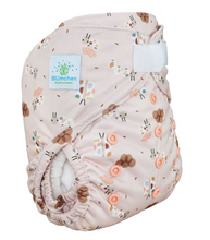 Lade das Bild in den Galerie-Viewer, Bluemchen_ueberhosen_onesize_Klett_Snap_stoffwindel_suesse_raupe
