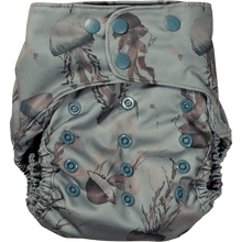 Lade das Bild in den Galerie-Viewer, Elksbar_ueberhose_onesize_jellyfish_stoffwindel_nässeschutz_naturlichkindsein_niederurnen_glarus Nord