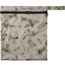 Lade das Bild in den Galerie-Viewer, Elskbar_Wetbag_medium_Birds_voegel_nasstasche_niederurnen_glarus nord