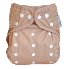 Lade das Bild in den Galerie-Viewer, Modern cloth Nappies Überhose One Size