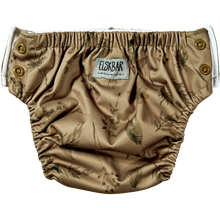 Lade das Bild in den Galerie-Viewer, Schwimmwindel_Elskbar_stoffwindel_natuerlichkindsein_glarusnord_niedrurnen_fraenzikistler_wildflow_hinten
