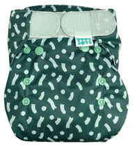 Lade das Bild in den Galerie-Viewer, Stoffwindel_Überhose_Totsbots_Bamboozle_Groesse_3_Ueberhose_Green_Confetti