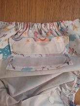 Lade das Bild in den Galerie-Viewer, Blümchen AI2 Überhose One Size Klett