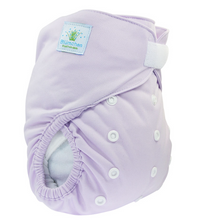 Lade das Bild in den Galerie-Viewer, bluemchen_ueberhose_oneSize_stoffwindel_ohneGehfalte_lila_einfaches Beinbündchen_stoffwindel_natuerlichkindsein