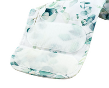 Lade das Bild in den Galerie-Viewer, bluemchen_ueberhosen_jugend_erwachsene_Inkontinenz_XS_gegenklett_ai2