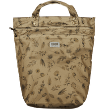 Lade das Bild in den Galerie-Viewer, lux-wetbag-elskbar-stoffwindel-nasstasche-wetbag-unterwegs-stoffwindel_kinderwagenlux-wetbag-wildflowers