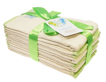 Lade das Bild in den Galerie-Viewer, Blümchen, Prefold, Saugeinlage, Stoffwindel, in drei Grössem, Natürlich Kind sein, Niederurnen, Glarus Nord, Fränzi Kistler