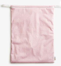 Lade das Bild in den Galerie-Viewer, Imse Vimse, Wetbag, diverse Grössen, Nasstasche, nachhaltig, Stoffwindeln, Badesachen, Niederurnen, Galrurs Nord, Natürlich Kind sein, Fränzi Kistler