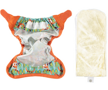 Lade das Bild in den Galerie-Viewer, Pop-In, One Size, Stoffwindeln, Natürlich Kind sein, Niederurnen, Glarus Nord, Newborn, Zweiersystem, AI2, Fränzi Kistler