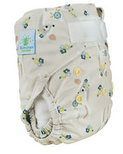 Lade das Bild in den Galerie-Viewer, Bluemchen_AI2_Ueberhose_Newborn_suesses_Bambi
