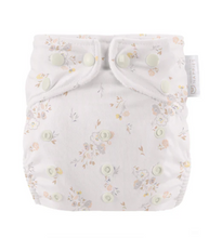 Lade das Bild in den Galerie-Viewer, Modern Cloth Nappies All in One / Pocket Newborn Stoffwindeln, Natürlich Kind sein, Niederurnen, Glarus Nord, Fränzi Kistler 
